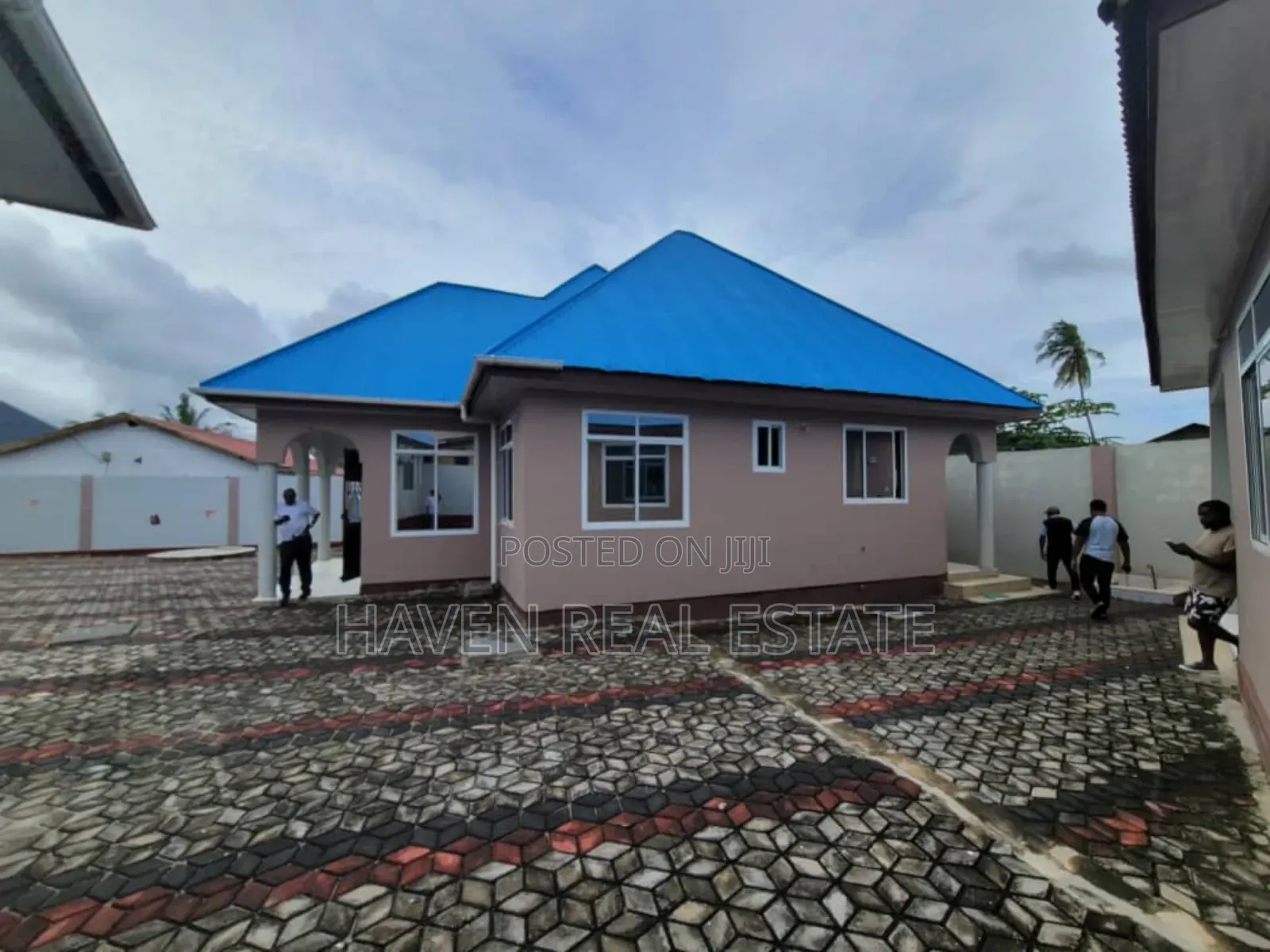 Apartment Tano Zinauzwa Kitunda
