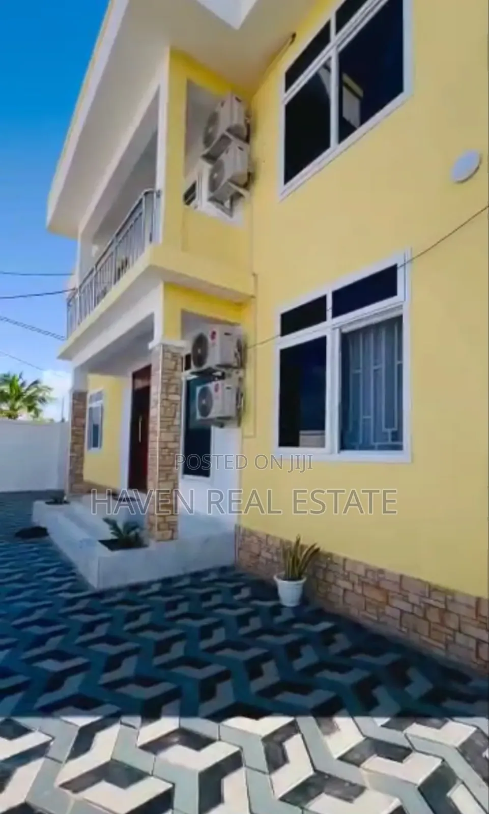 Furnished 6bdrm Mansion in Kigamboni for sale