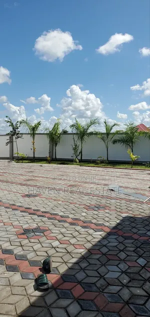 4bdrm House in Kigamboni for sale