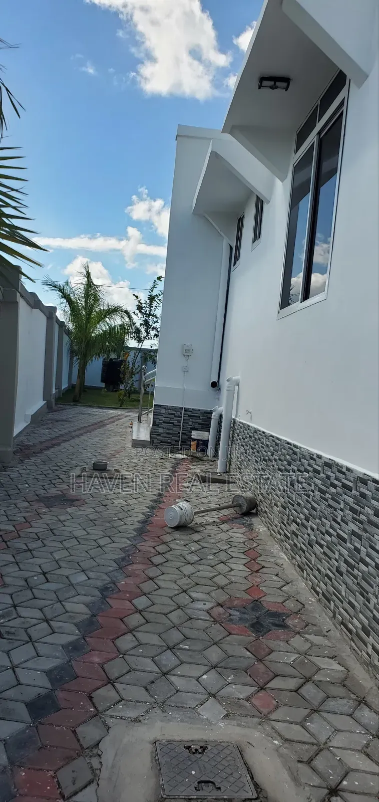 4bdrm House in Kigamboni for sale
