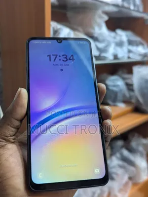 New Samsung Galaxy A05 64 GB Black