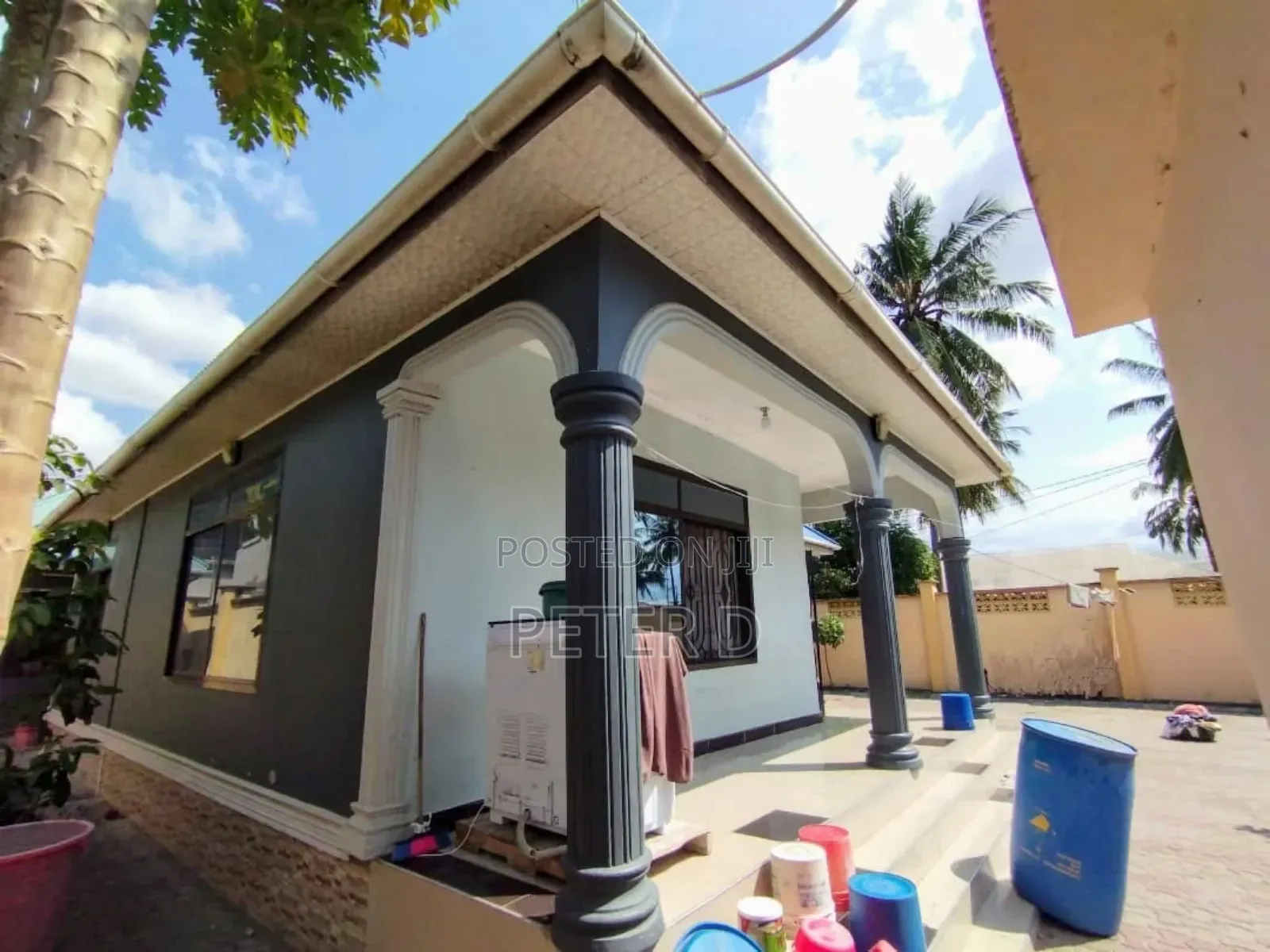6bdrm House in Kitunda for sale