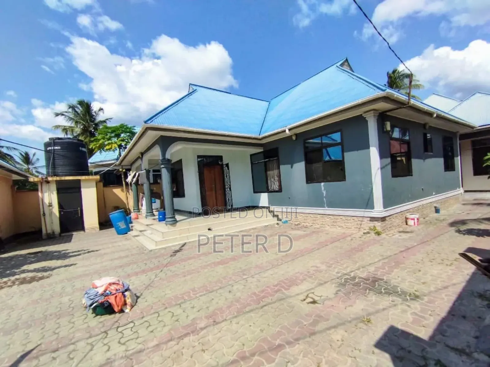 6bdrm House in Kitunda for sale