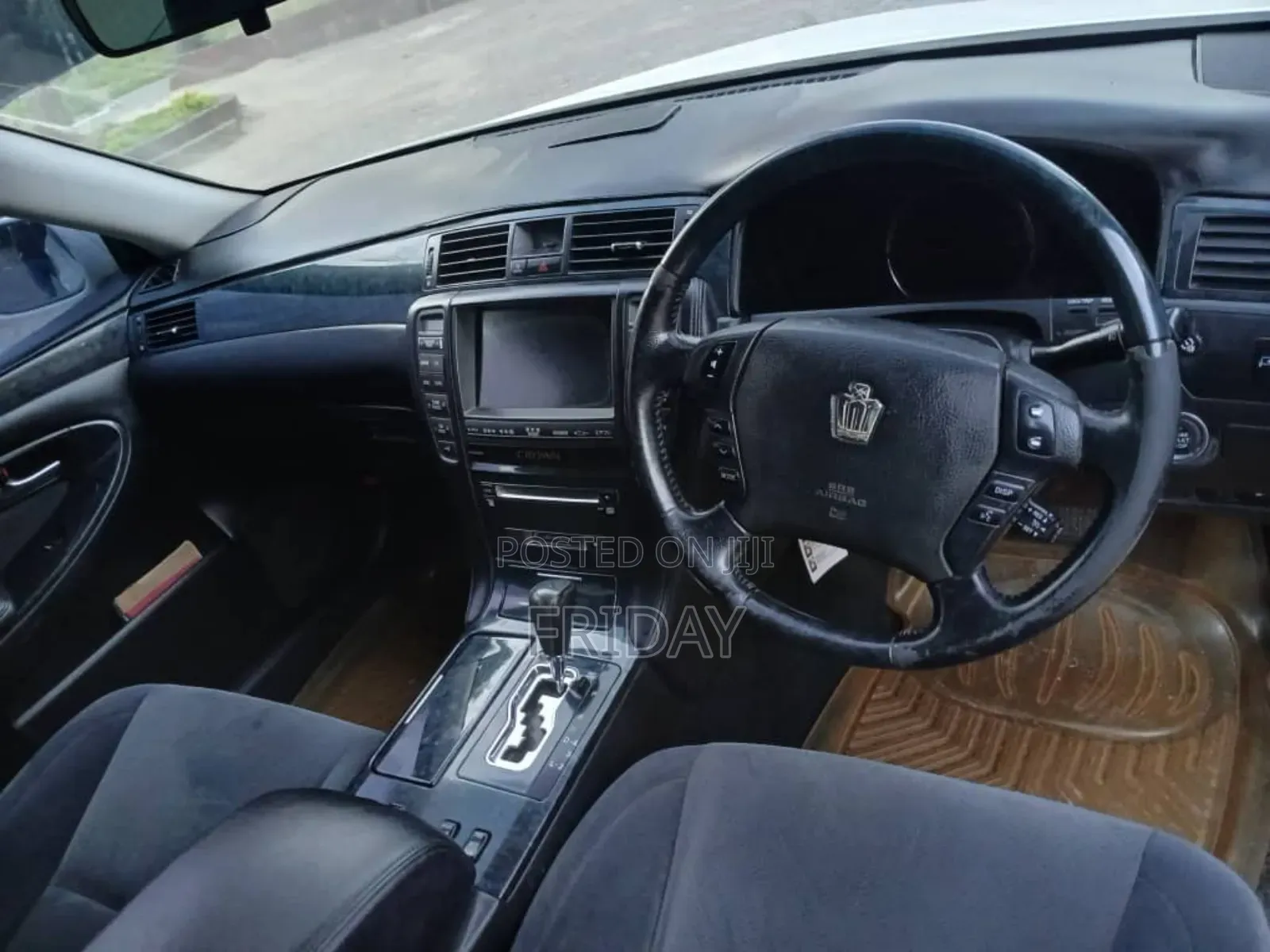 Toyota Crown 2006 White