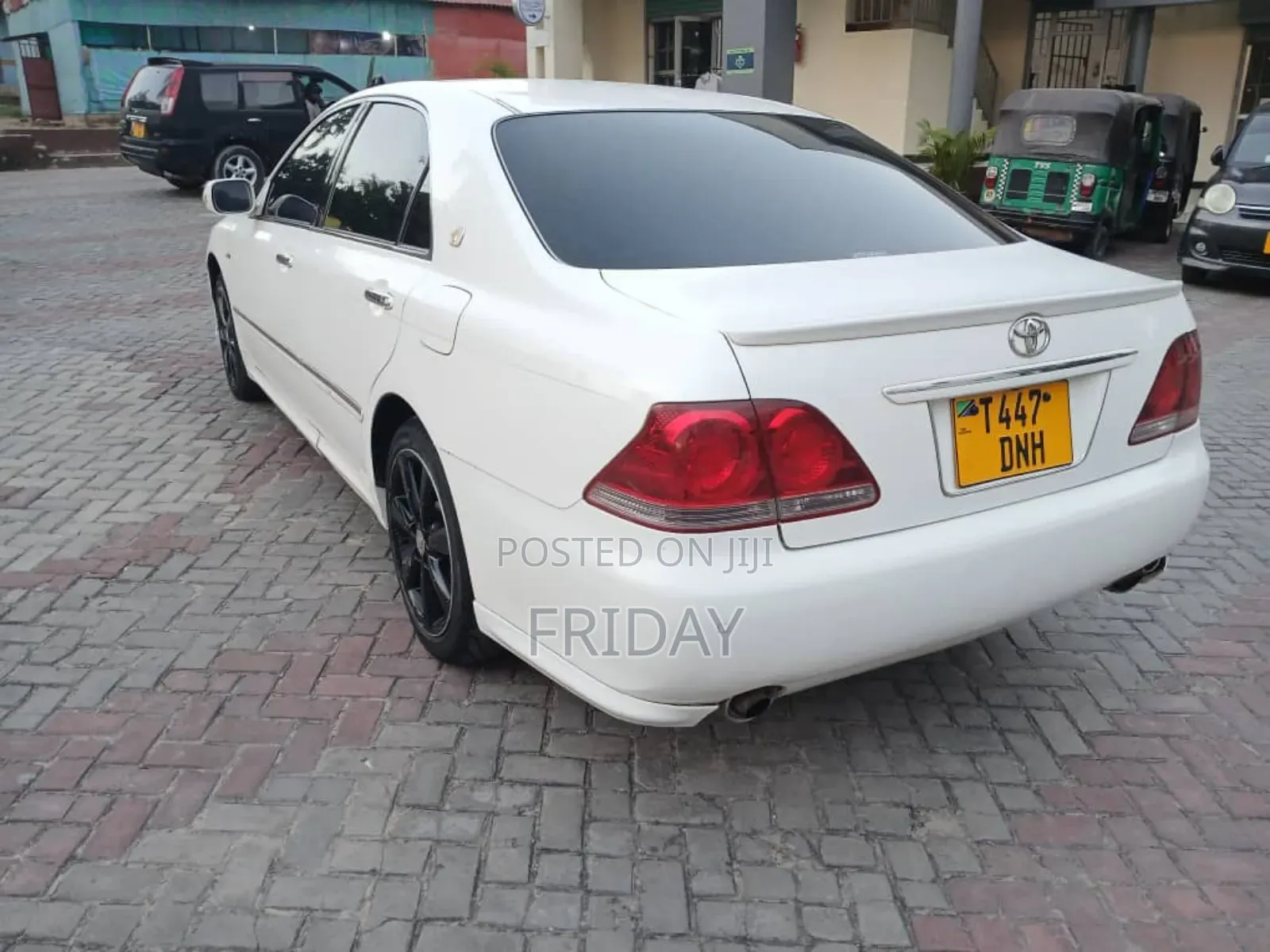 Toyota Crown 2006 White