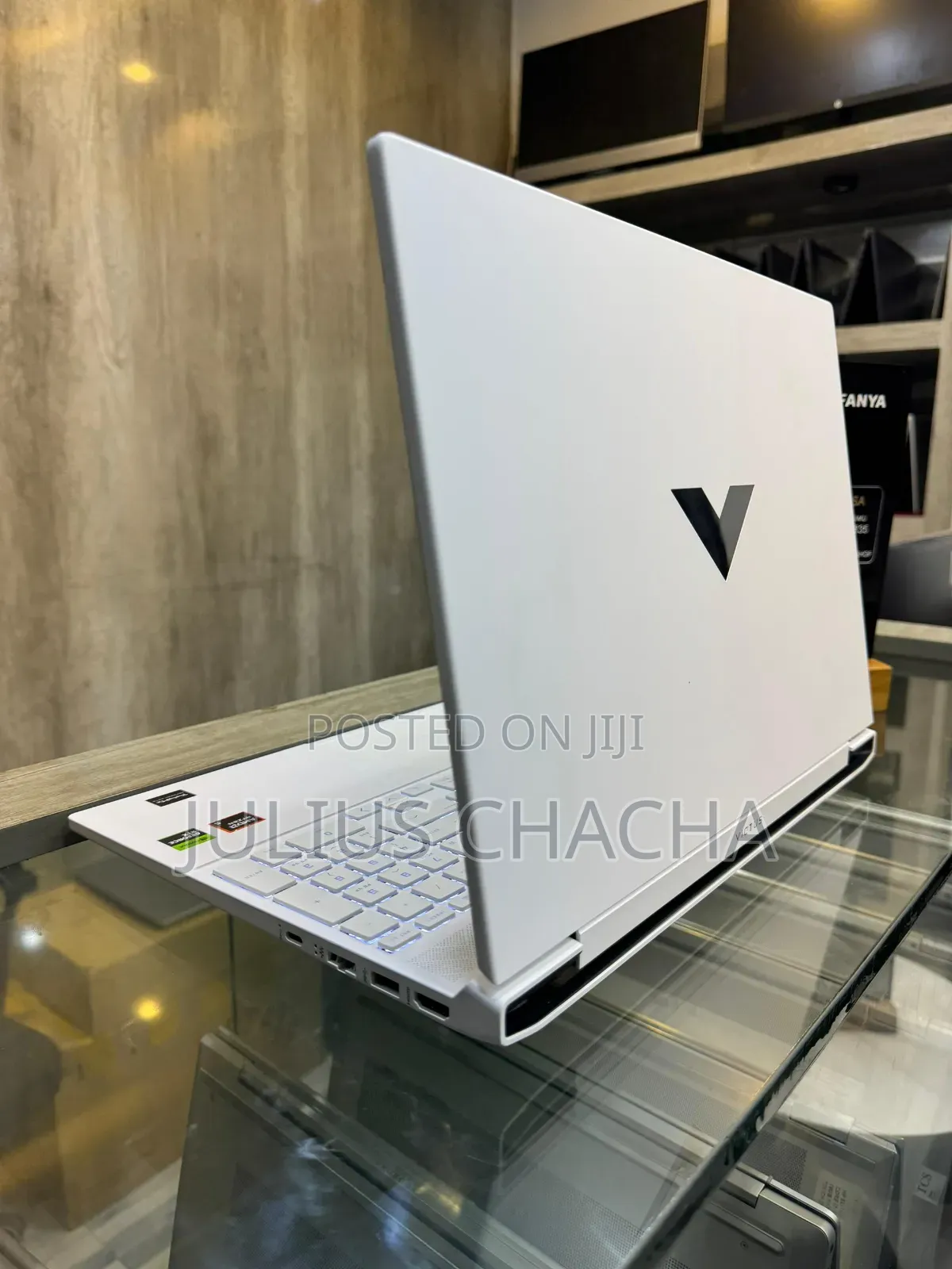 New Laptop HP Victus 15 16GB AMD Ryzen 5 SSD 1T