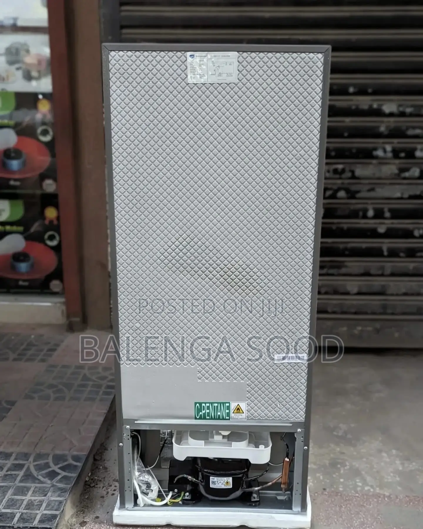 Mr Uk Fridge( Litre