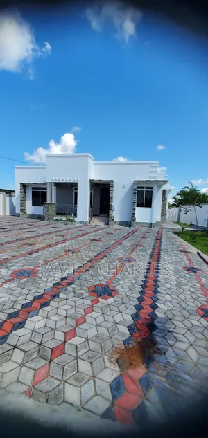 4bdrm House in Kigamboni Dege Beach for sale
