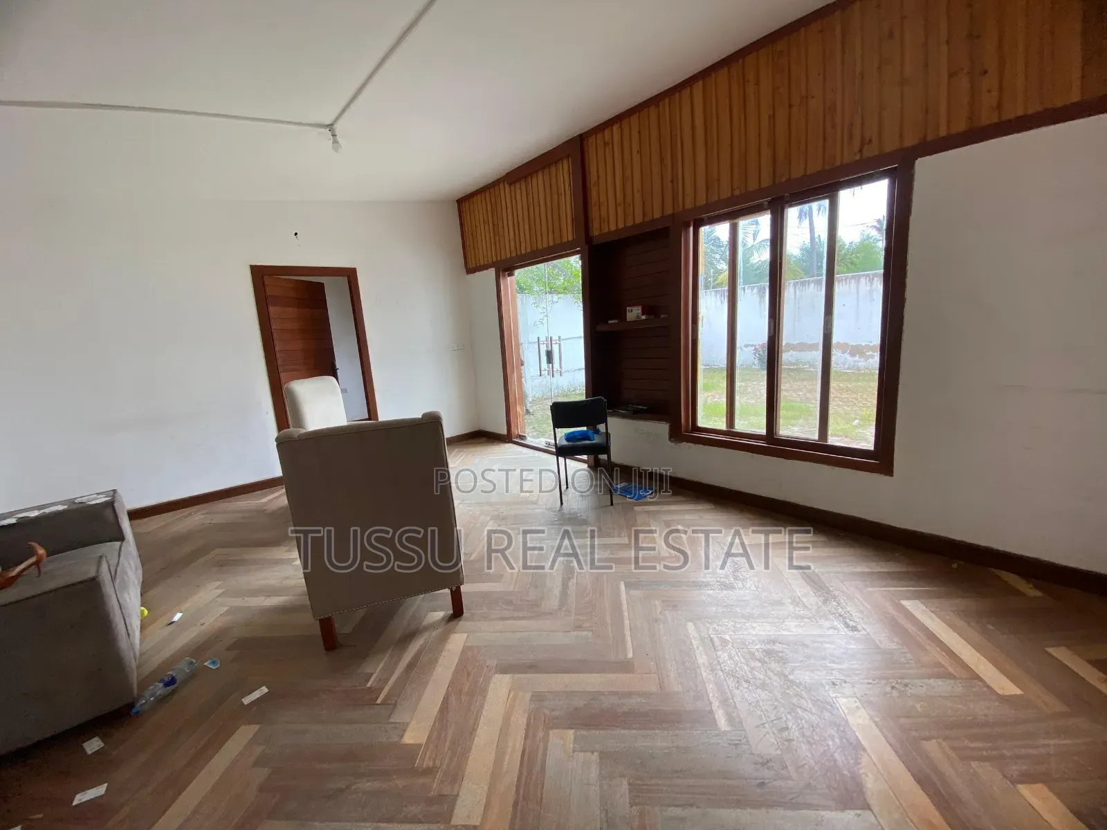 Ware House for Rent Mikochen Industrial Area