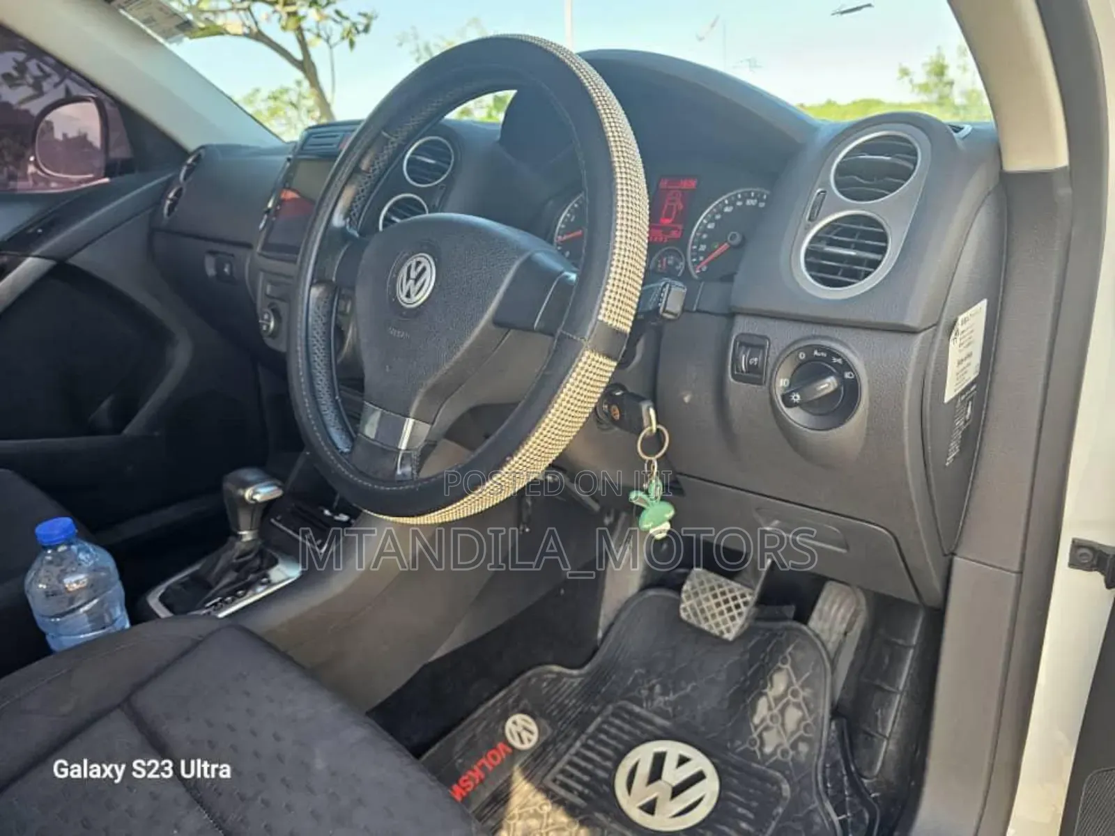 Volkswagen Tiguan 2.0T S FWD 2019 White