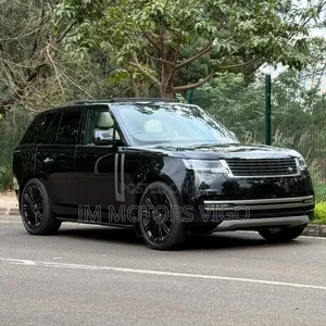Land Rover Range Rover Vogue 2024 Black