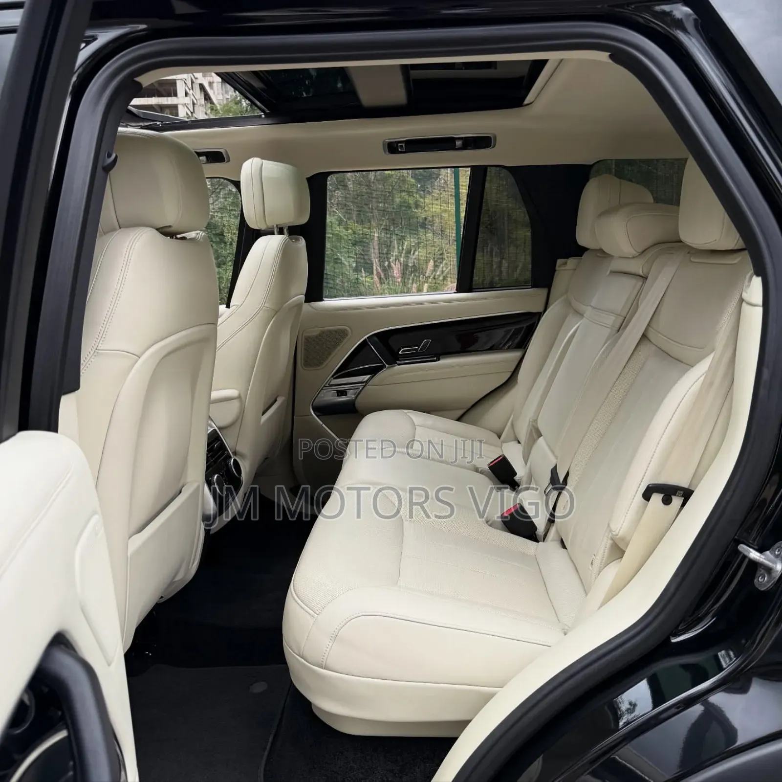 Land Rover Range Rover Vogue 2024 Black