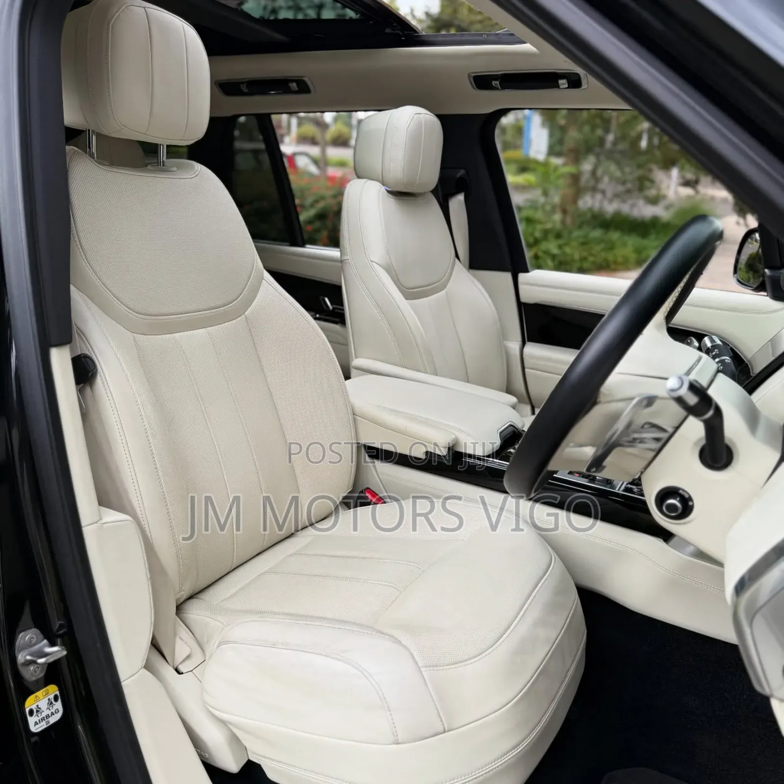 Land Rover Range Rover Vogue 2024 Black