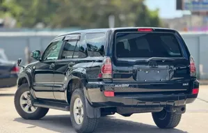 Toyota Hilux Surf 2006 Black