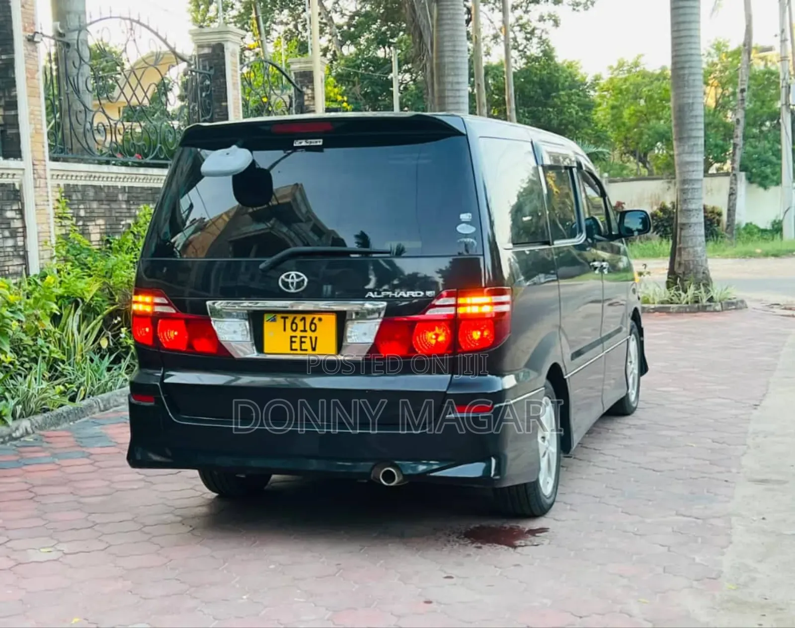 Toyota Alphard 2007