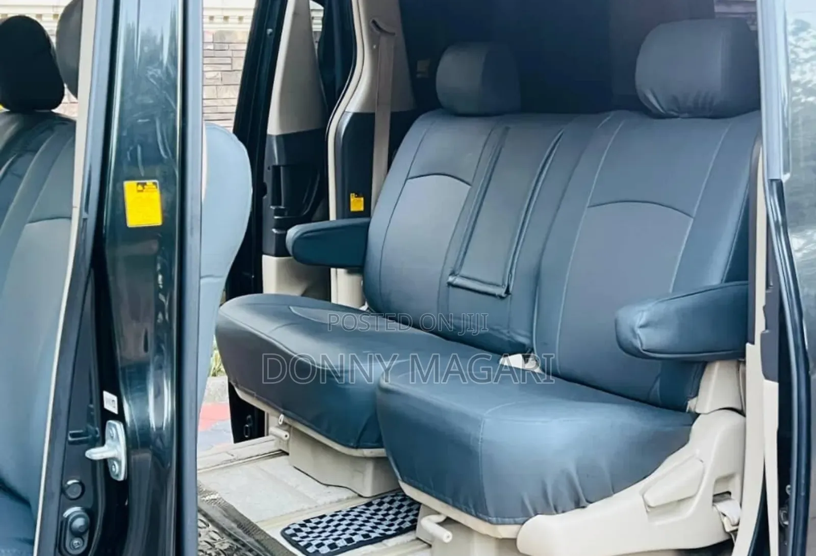 Toyota Alphard 2007