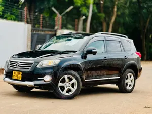 Toyota Vanguard 2011 Black