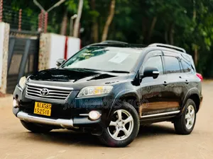 Toyota Vanguard 2011 Black