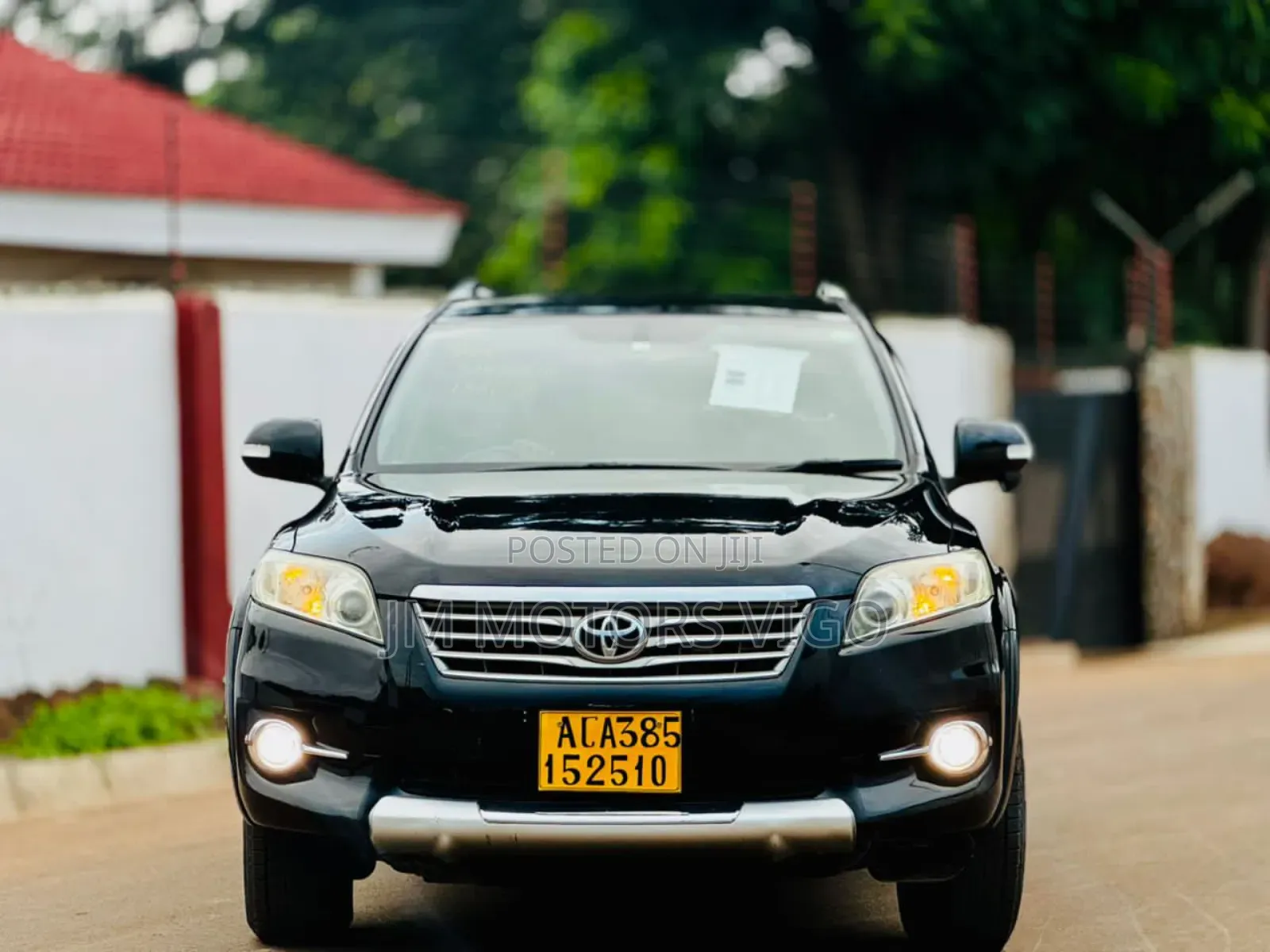 Toyota Vanguard 2011 Black