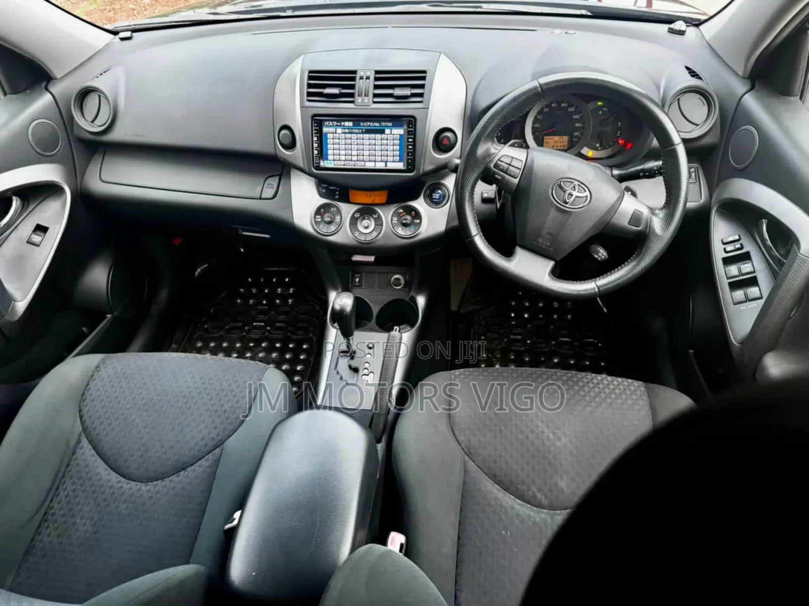 Toyota Vanguard 2011 Black