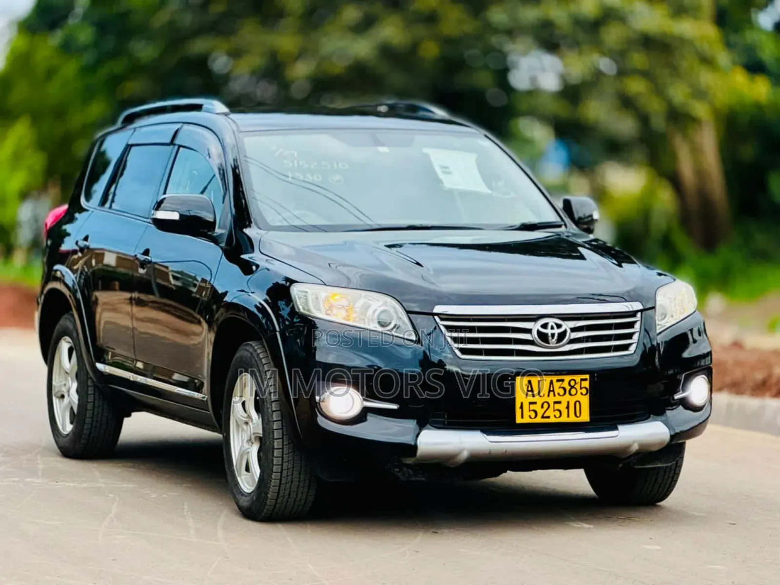 Toyota Vanguard 2011 Black