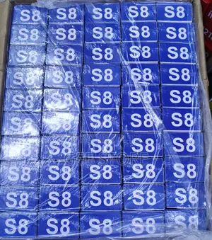 S8 Telephone