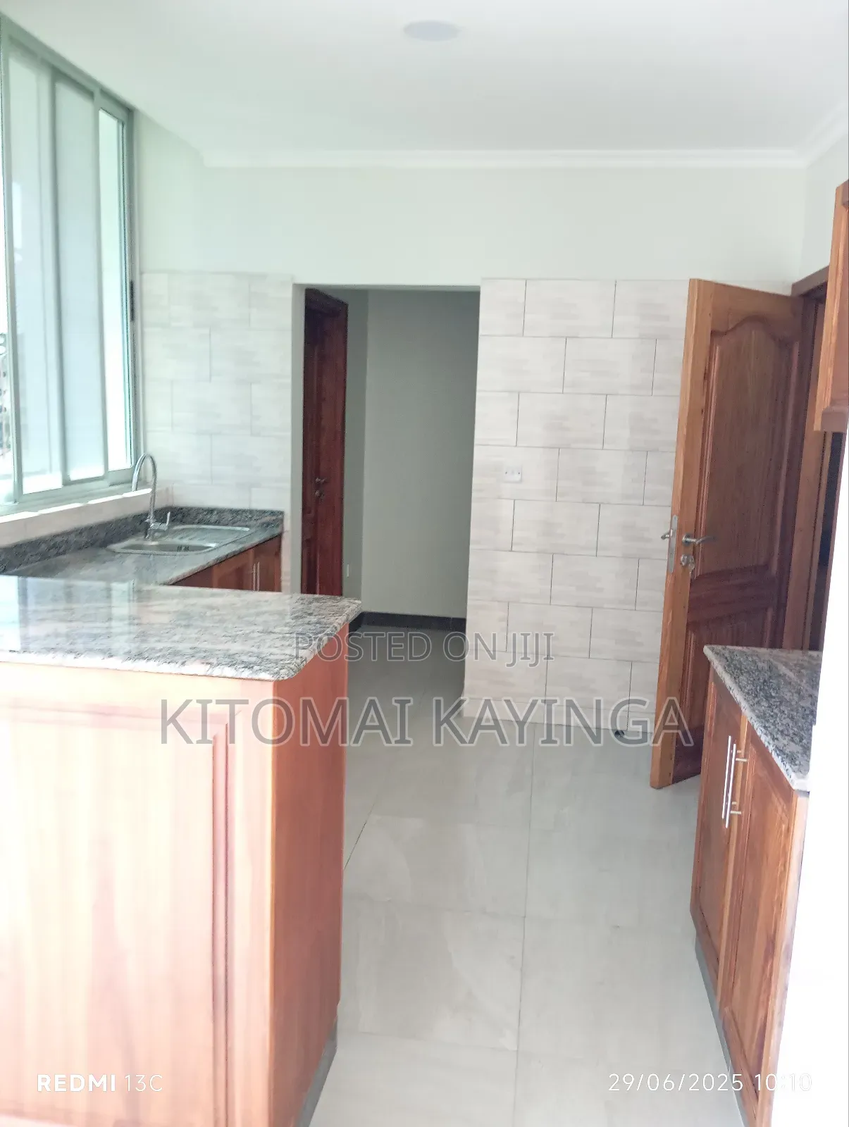 3bdrm Apartment in Upanga East for sale