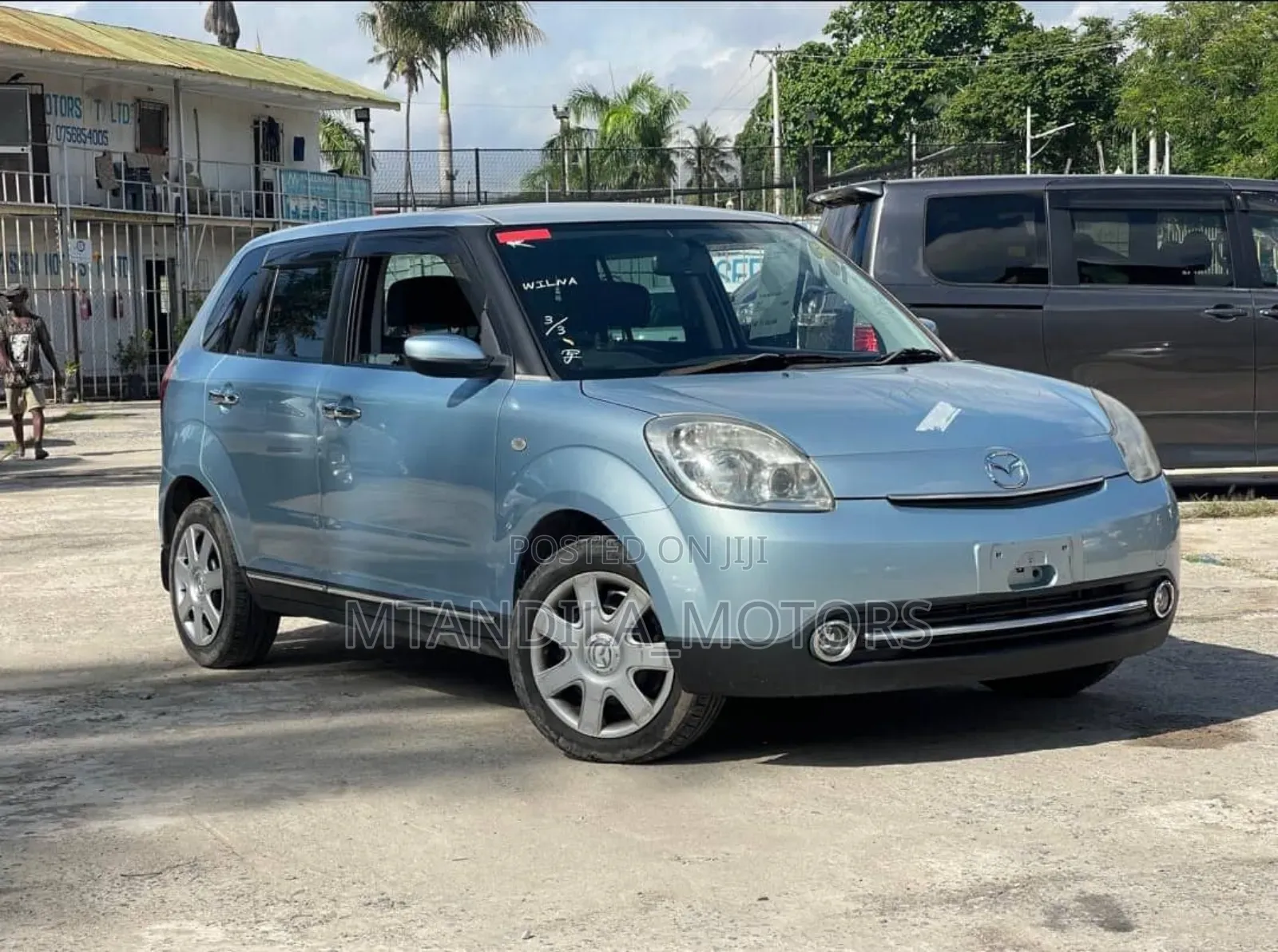 Mazda Verisa 2009 Blue