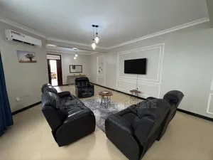 Furnished 2bdrm Apartment in Oyster Bay for rent