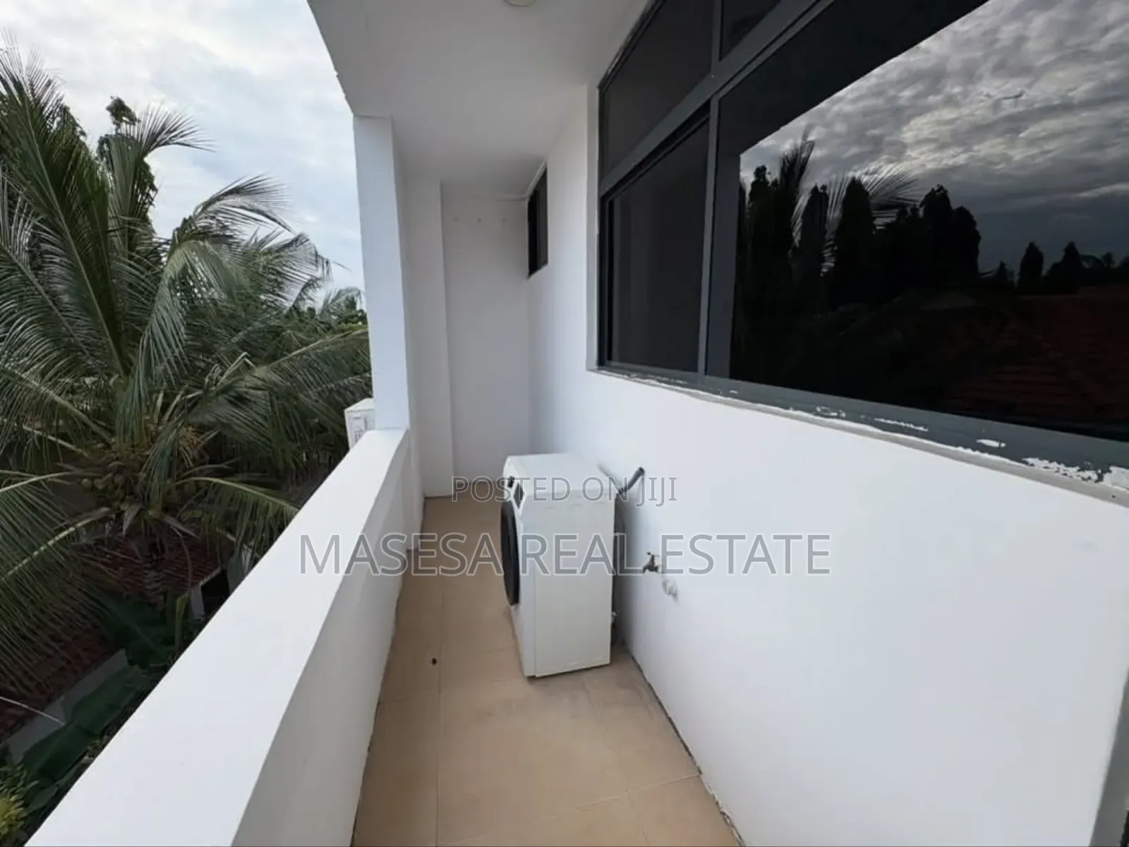 Furnished 2bdrm Apartment in Oyster Bay for rent