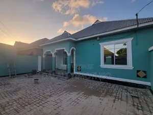 Photo - 5bdrm Bungalow in Chanzi, Chamazi for sale