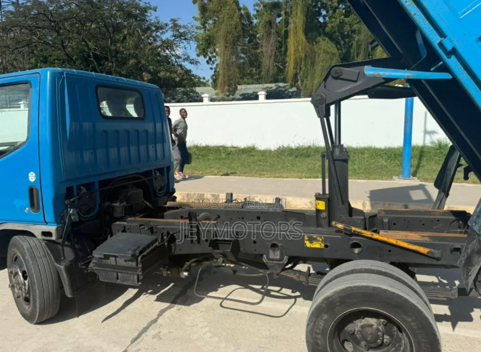 Mitsubish Canter Dumper