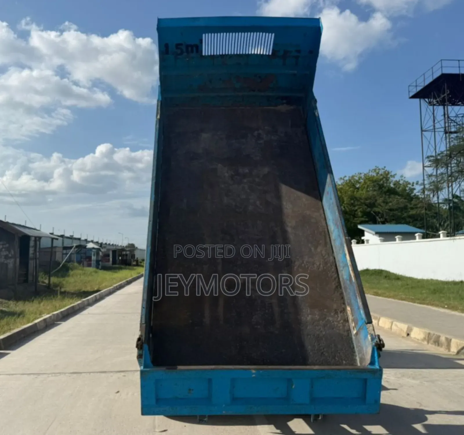 Mitsubish Canter Dumper