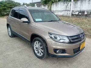 Volkswagen Tiguan 1.4 TSI 2WD 2012 Gold