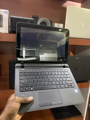 Laptop HP ProBook 11 G2 EE 4GB Intel Core I3 HDD+SSD 500GB