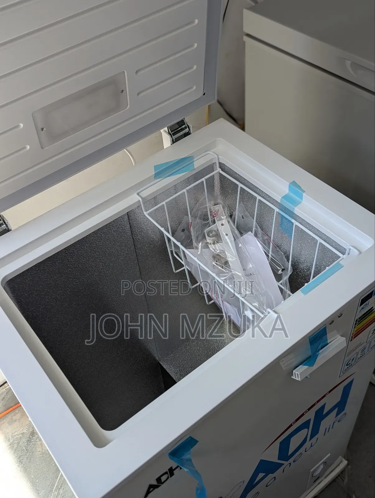 Cheest Freezer Liter 100, 2 Years Warranty, Energy Serving