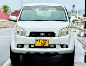 Toyota Rush 2006 White