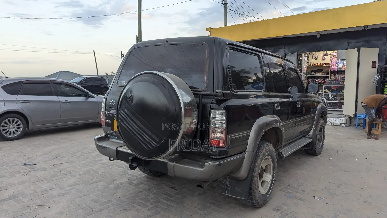Toyota Land Cruiser 1998 Gray