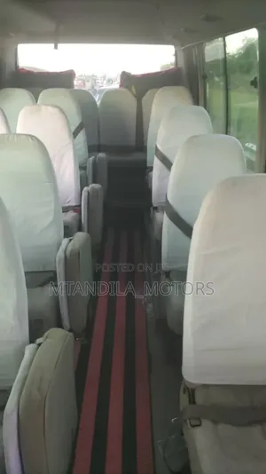 Toyota Coaster 2002 Gold