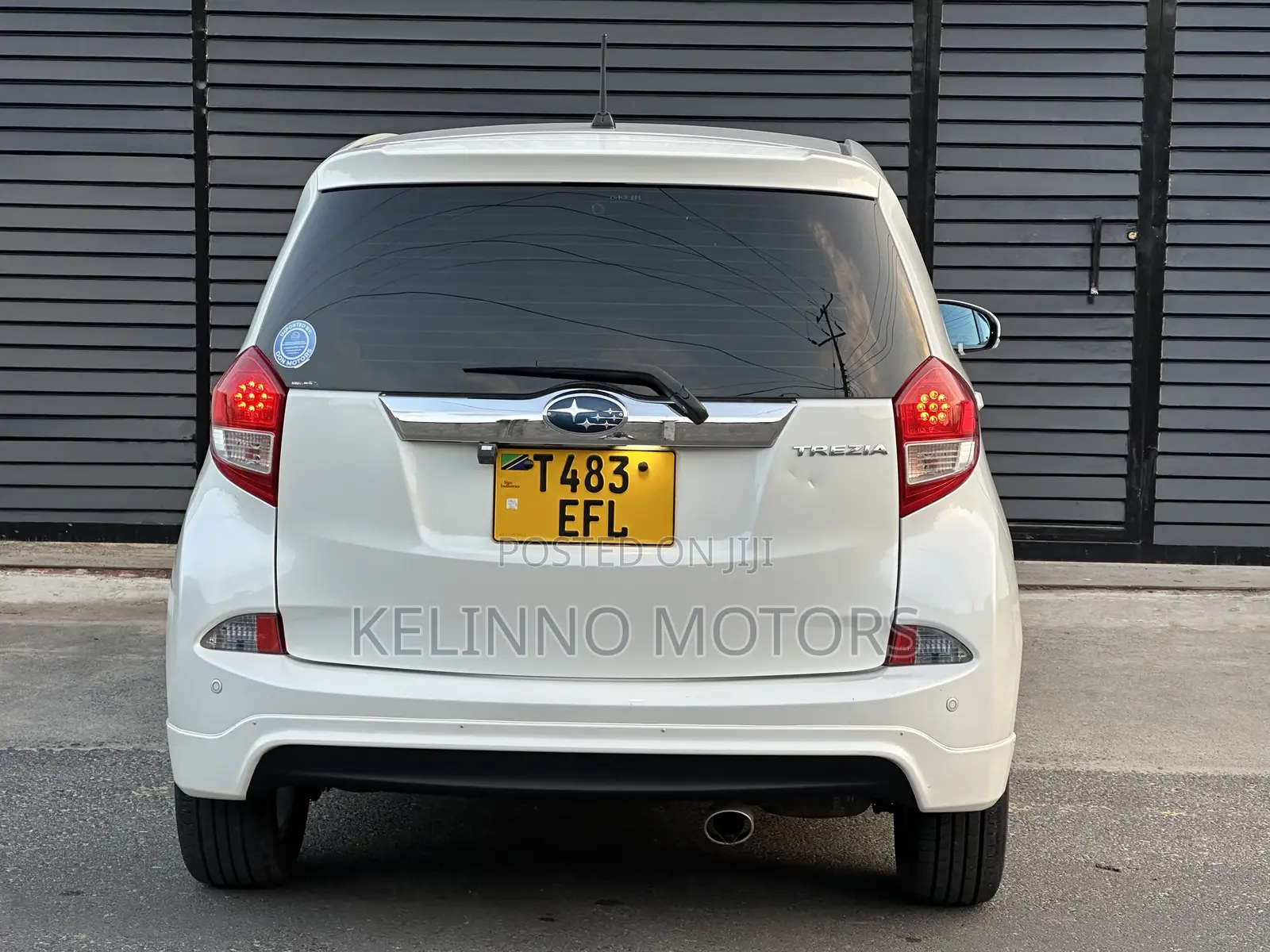 Subaru Trezia 2011 White