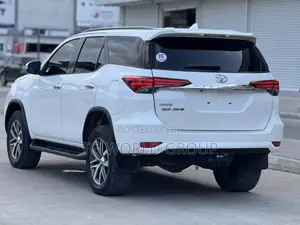 Toyota Fortuner 2.8 D AWD 2018 Pearl