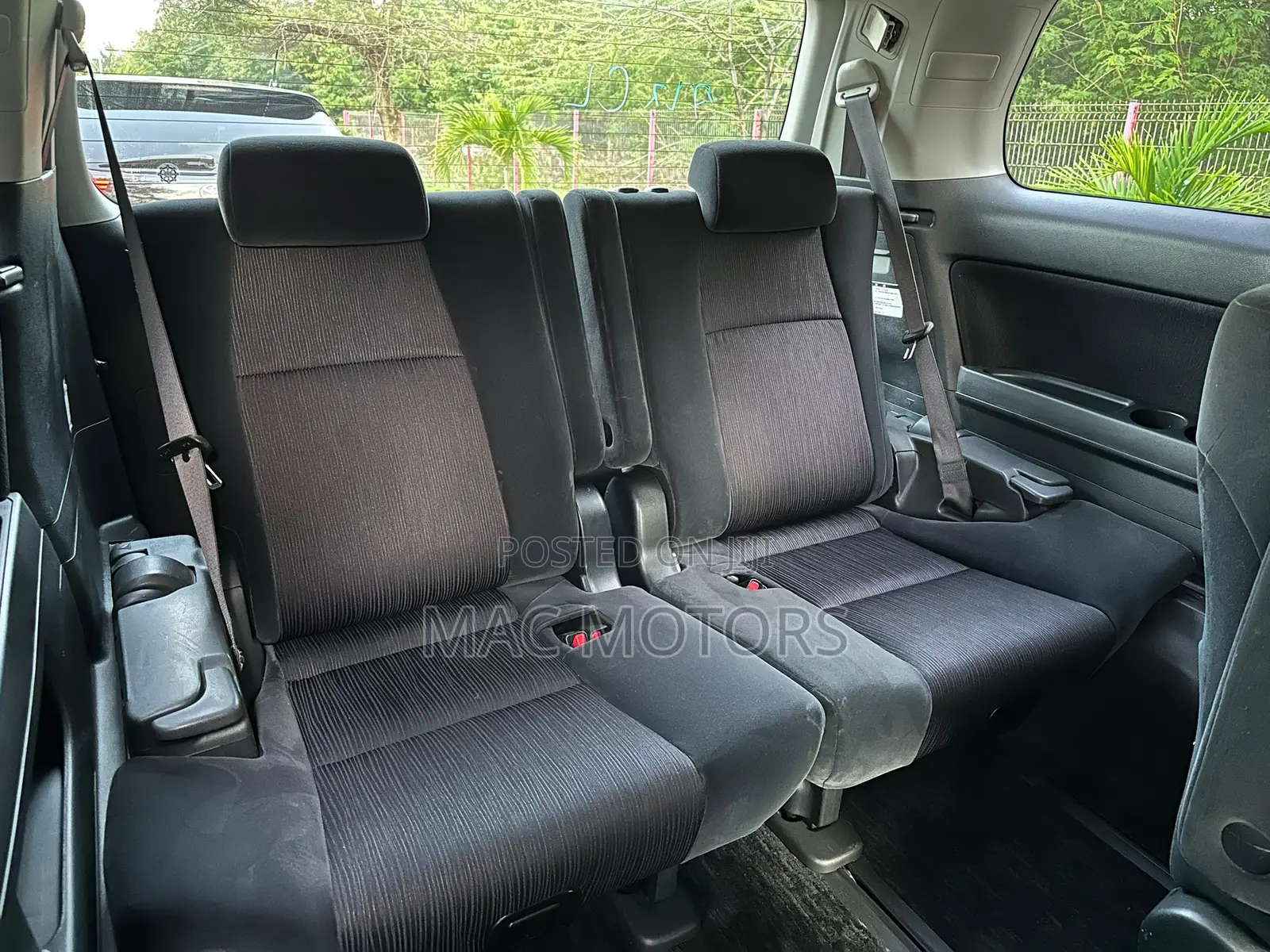 Toyota Alphard 2009 Pearl