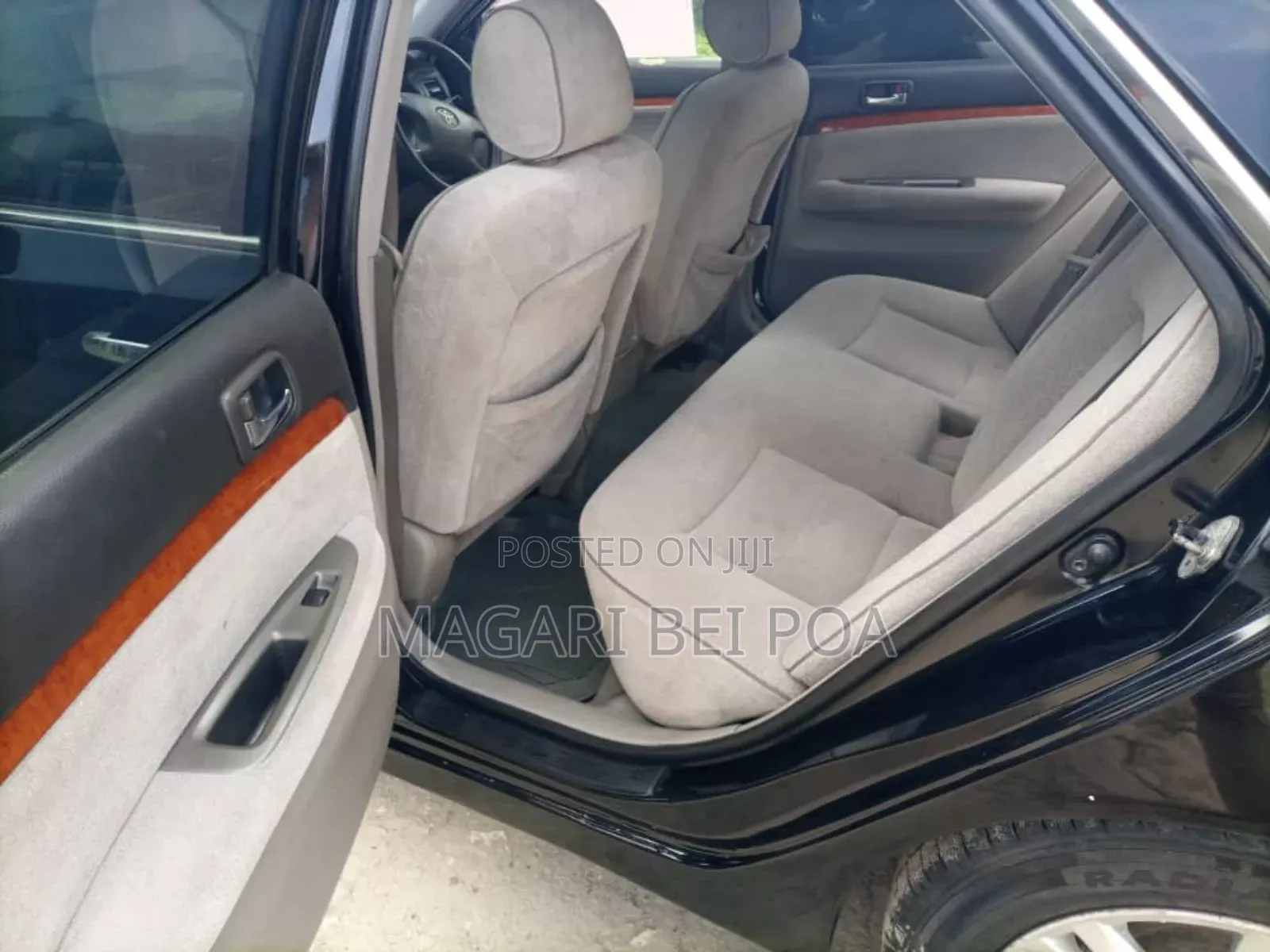 Toyota Mark II Qualis 2002 Brown