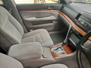 Toyota Mark II Qualis 2002 Brown