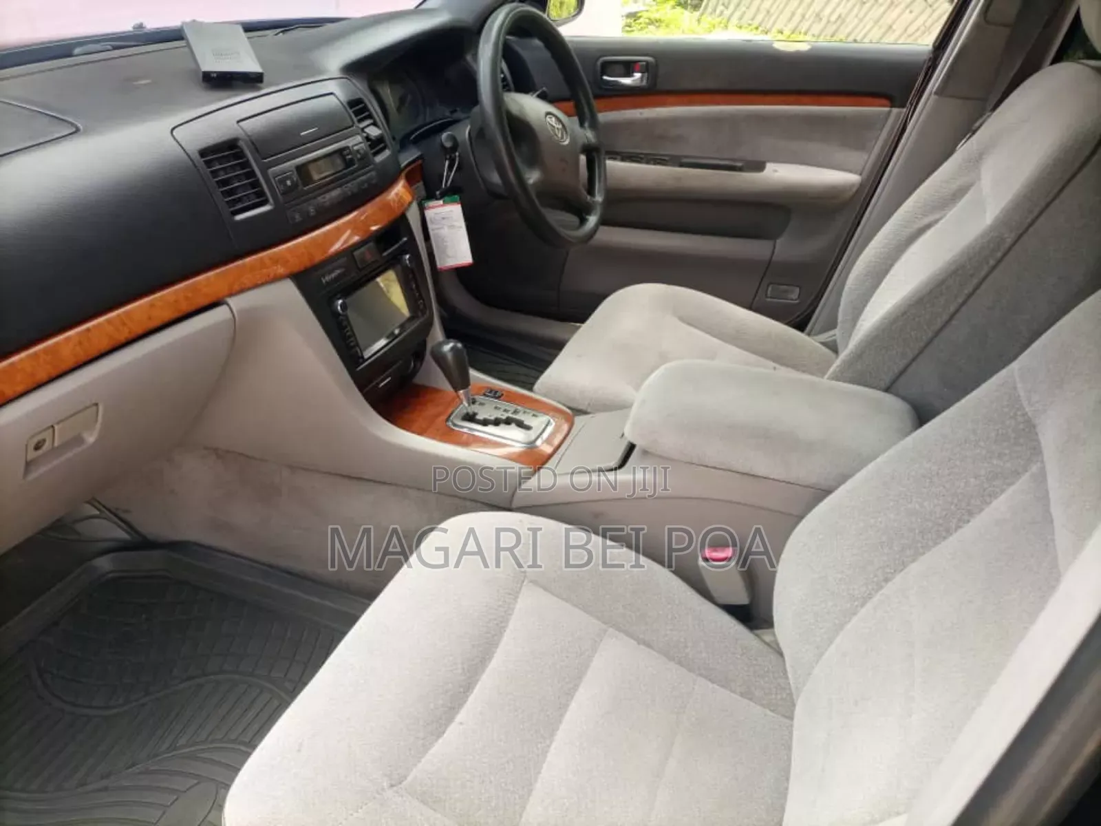 Toyota Mark II Qualis 2002 Brown