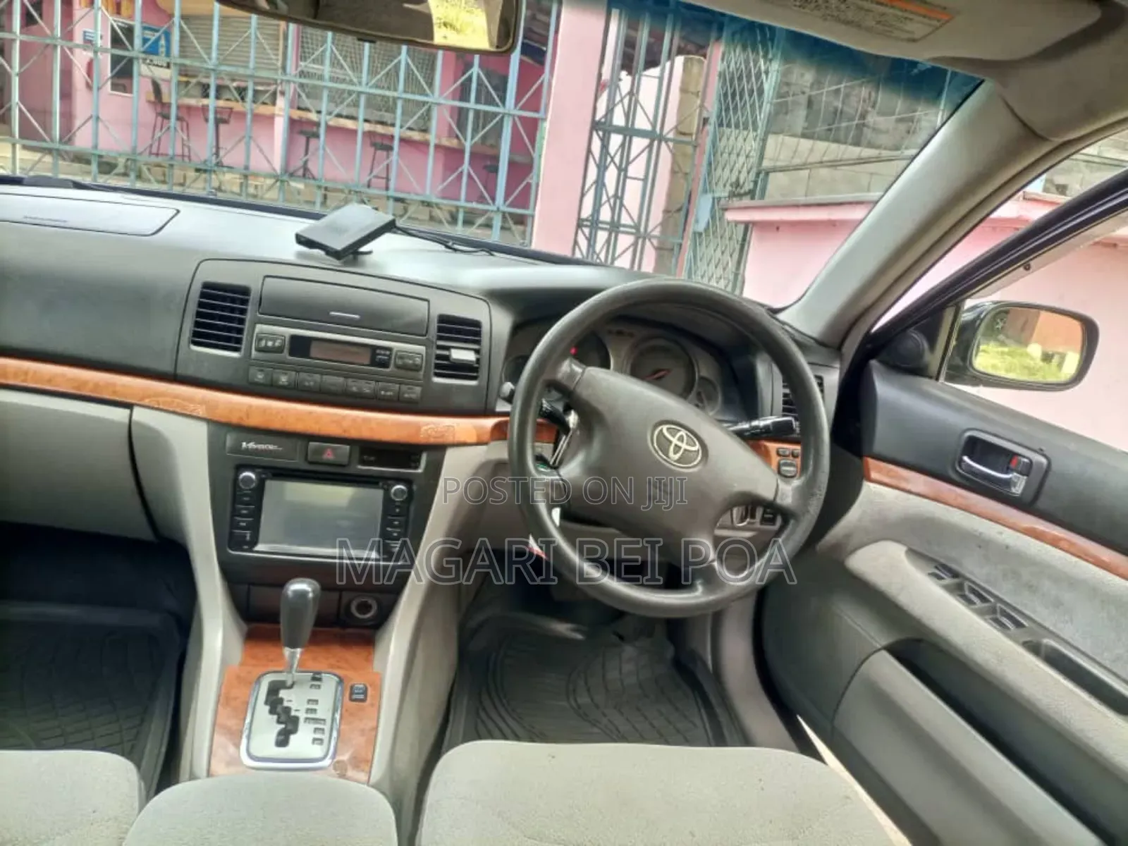 Toyota Mark II Qualis 2002 Brown