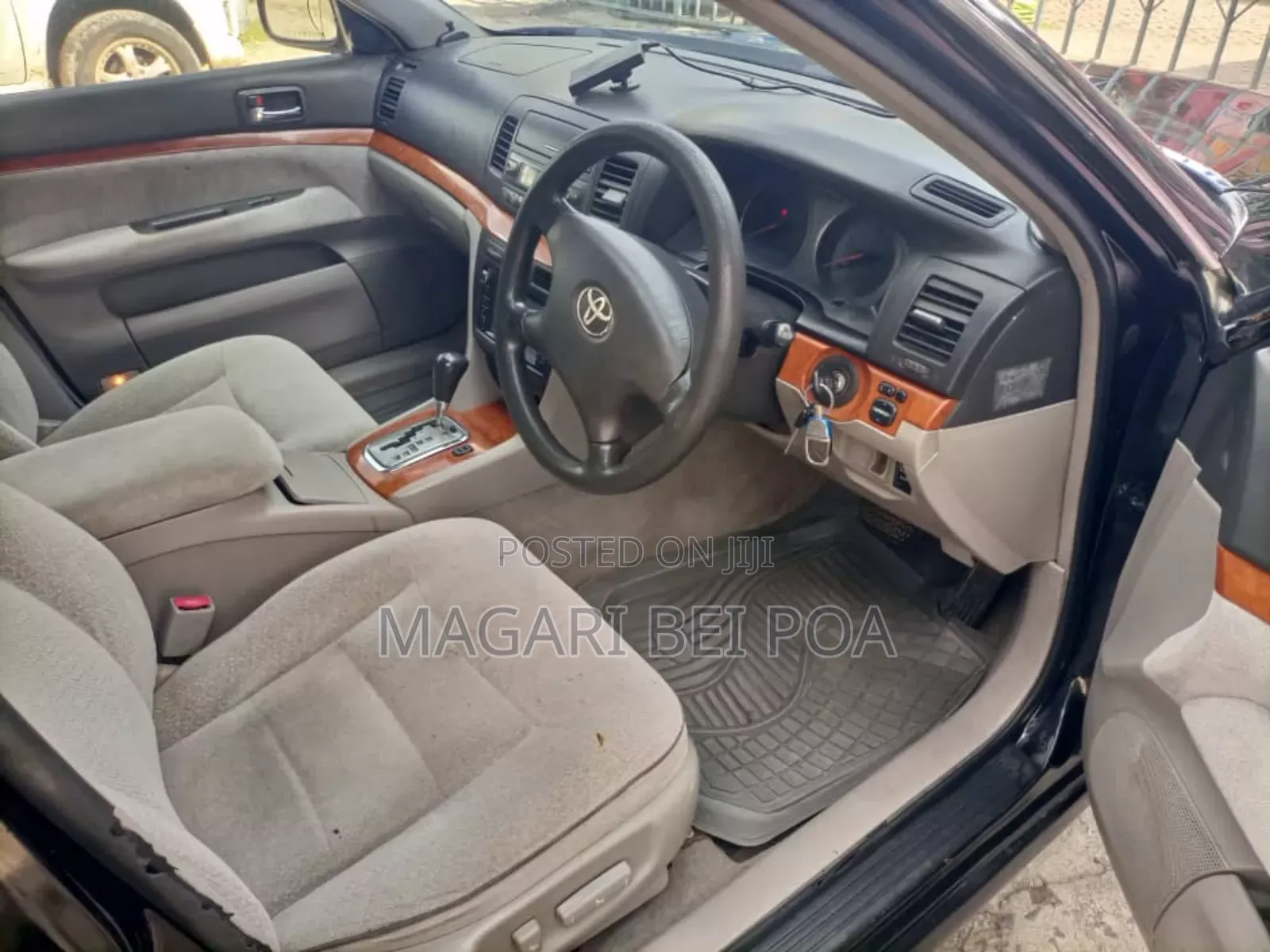 Toyota Mark II Qualis 2002 Brown