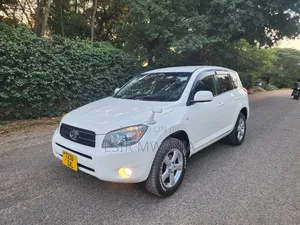 Toyota RAV4 2008 White