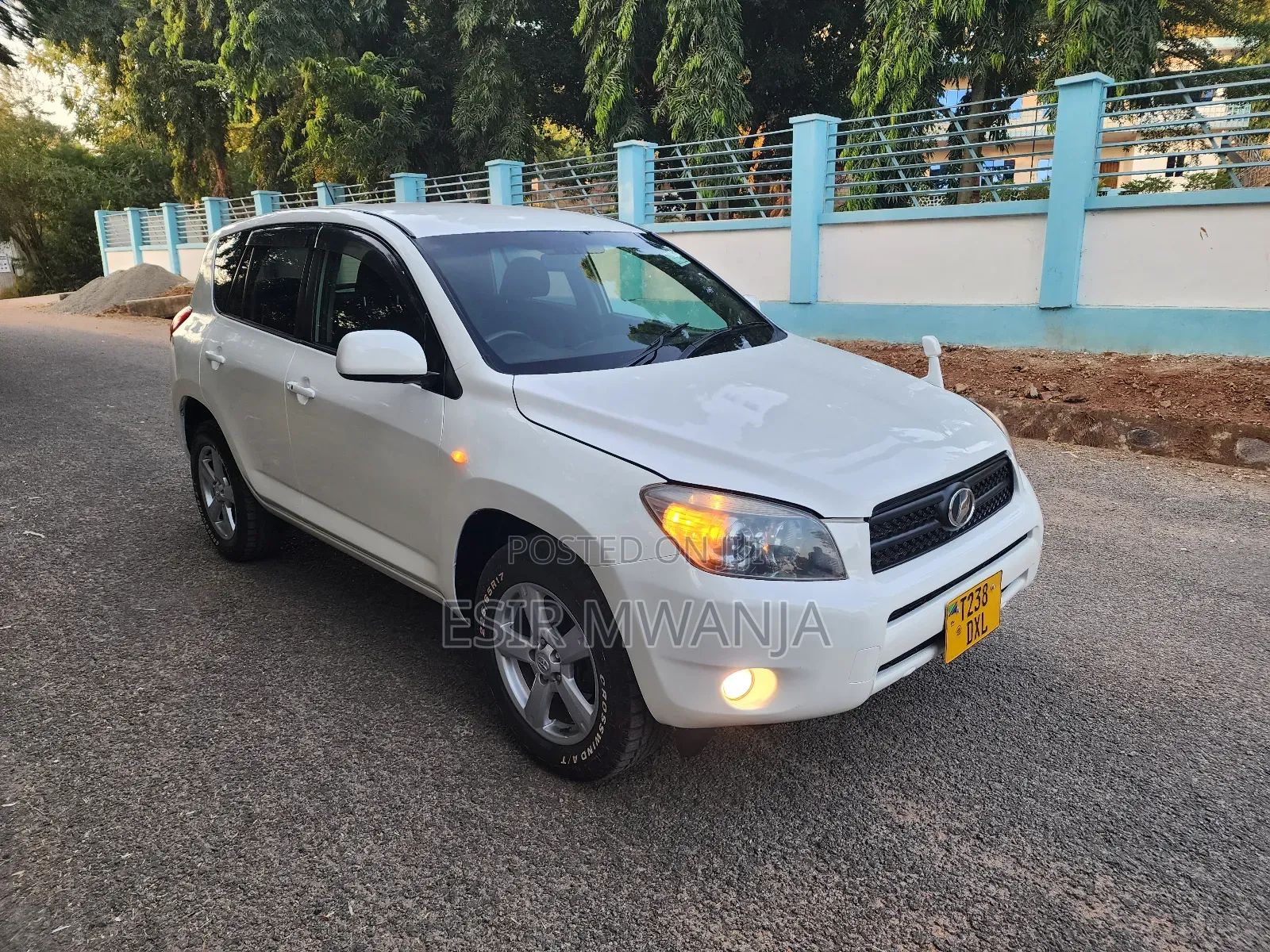 Toyota RAV4 2008 White