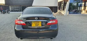 Nissan Fuga 2011 Black